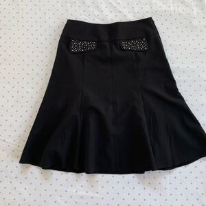 Women Knee length black skirt in excellent condition